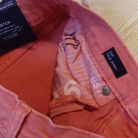 Cupid Pink Mid-rise true skinny ankle jeans coral - Picture 5 of 12